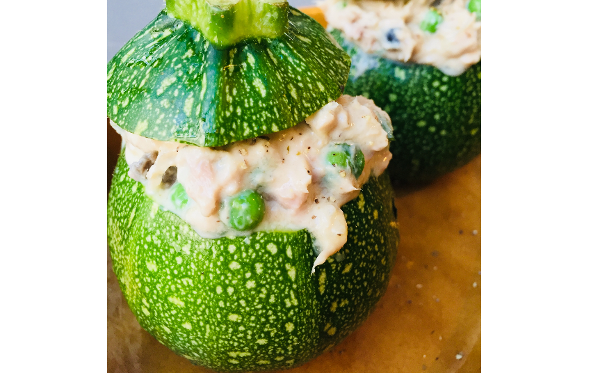Ronde courgette gevuld met tonijn